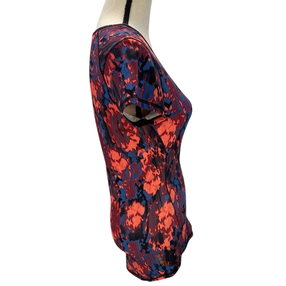 Bench Short Sleeve Round Neck Abstract Floral Print T-Shirt - Pink Blue - Small - Picture 2 of 9